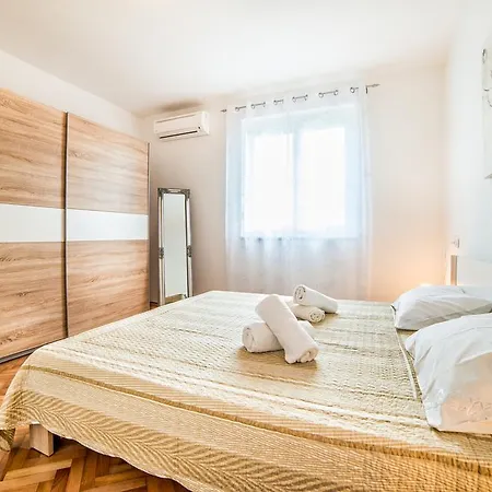Apartment Zivkovic *